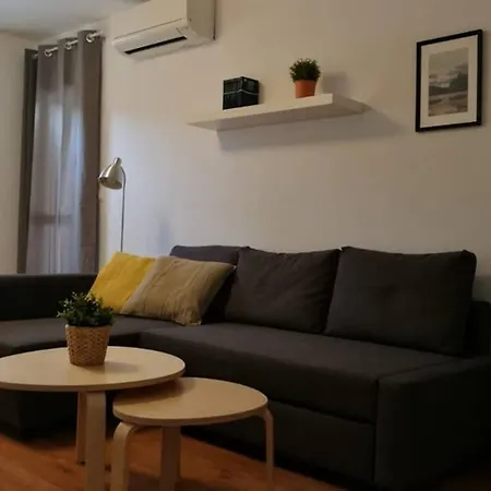 Piso Centrico Reformado / In The Center Apartment